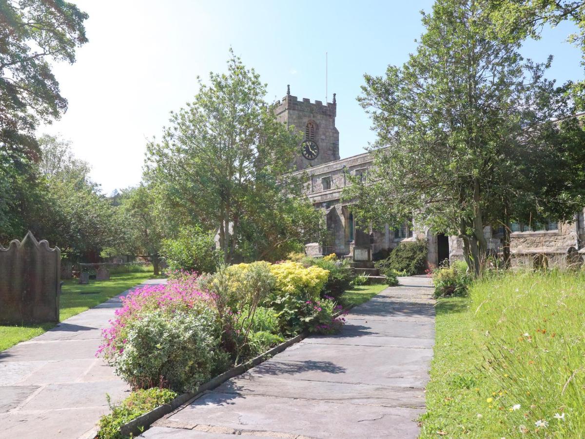 Lychgate Cottage Settle Exterior photo